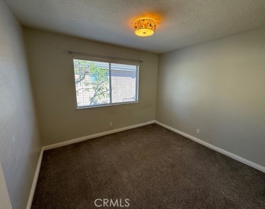 2360 Lomeli Lane - Photo Thumbnail 13