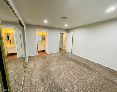 8410 Eldora Avenue - Photo Thumbnail 25