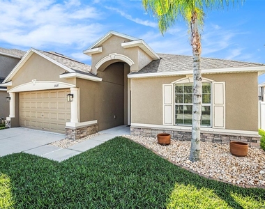 13177 Royal Pines Avenue - Photo Thumbnail 4