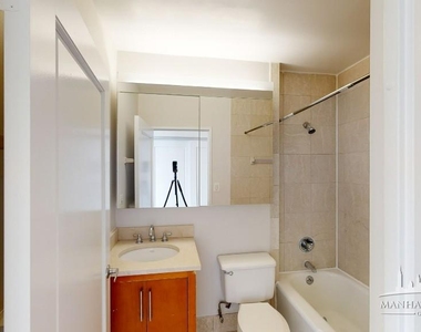 East 34th Street - Photo Thumbnail 3