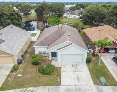 9619 Cypress Harbor Drive - Photo Thumbnail 22