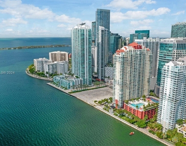 1155 Brickell Bay Dr - Photo Thumbnail 6