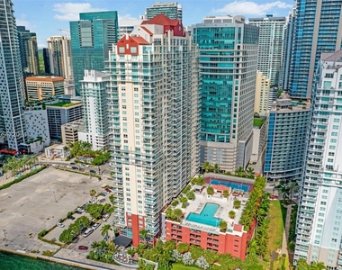 1155 Brickell Bay Dr - Photo Thumbnail 7