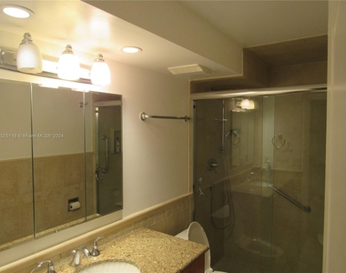 1101 River Reach Dr - Photo Thumbnail 6