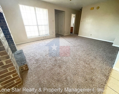 1701 Cedarview Cir - Photo Thumbnail 2