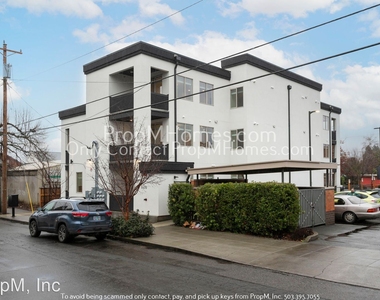 7530 N Richmond Avenue - Photo Thumbnail 1