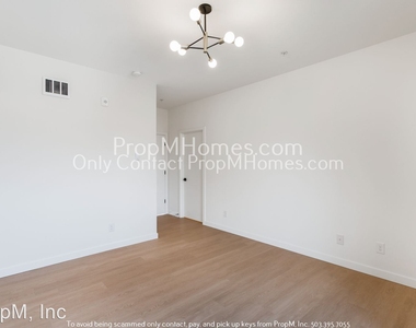 7530 N Richmond Avenue - Photo Thumbnail 12