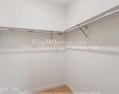 7530 N Richmond Avenue - Photo Thumbnail 7