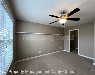 6103 Witherspoon Way - Photo Thumbnail 11
