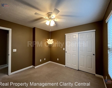 6103 Witherspoon Way - Photo Thumbnail 16