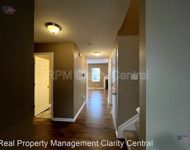 6103 Witherspoon Way - Photo Thumbnail 3