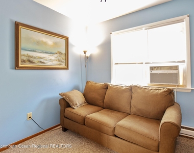 34 E Beach Way - Photo Thumbnail 17