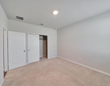 501  Rainmaker Ln - Photo Thumbnail 27