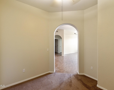 14575 W Mountain View Boulevard - Photo Thumbnail 18