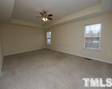 605 Sweet Laurel Lane - Photo Thumbnail 9