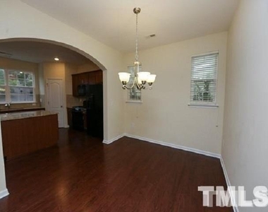 605 Sweet Laurel Lane - Photo Thumbnail 12