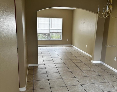 640 Caribou Court - Photo Thumbnail 10