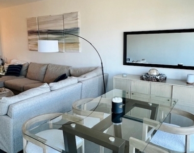 30 Melrose Ter Unit 221 - Photo Thumbnail 10