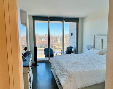 30 Melrose Ter Unit 221 - Photo Thumbnail 18