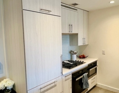 30 Melrose Ter Unit 221 - Photo Thumbnail 1