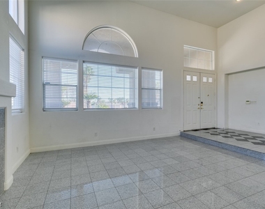 3103 Azure Bay Street - Photo Thumbnail 16