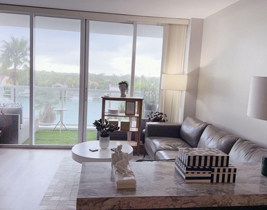 5600 Collins Ave - Photo Thumbnail 25