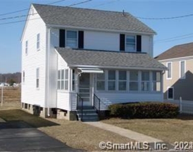 405 Seaside Avenue - Photo Thumbnail 0