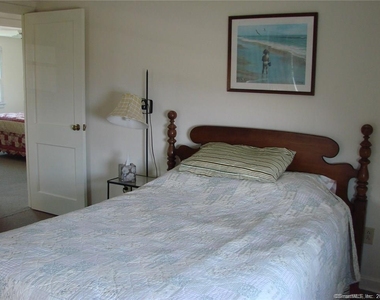 405 Seaside Avenue - Photo Thumbnail 11