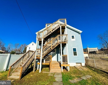 305 Willow Street - Photo Thumbnail 24