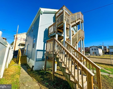 305 Willow Street - Photo Thumbnail 23