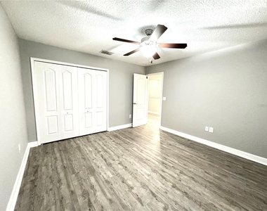 11523 Peru Springs Place - Photo Thumbnail 38