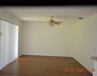 10603 Weybridge Drive - Photo Thumbnail 4