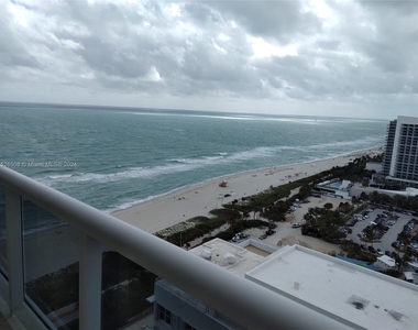 4775 Collins Ave - Photo Thumbnail 0