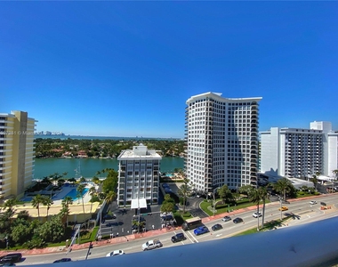 5601 Collins Ave - Photo Thumbnail 8