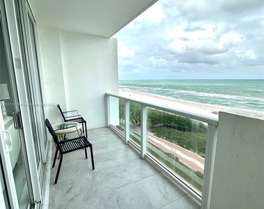 5601 Collins Ave - Photo Thumbnail 2