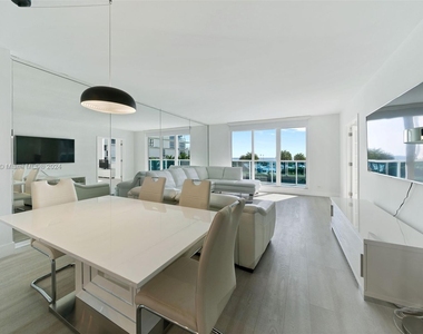 2301 Collins Ave - Photo Thumbnail 1