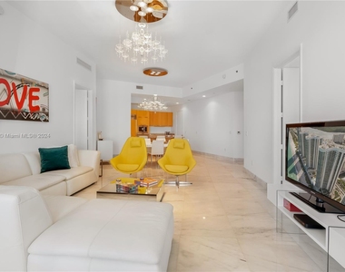 15901 Collins Ave (avail 5/1-11/15) - Photo Thumbnail 13