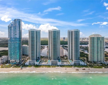 15901 Collins Ave (avail 5/1-11/15) - Photo Thumbnail 1