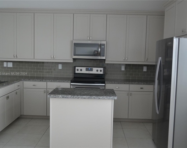 11643 Sw 13th Ct - Photo Thumbnail 1