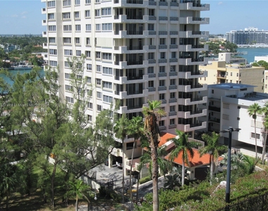 6365 Collins Ave - Photo Thumbnail 29