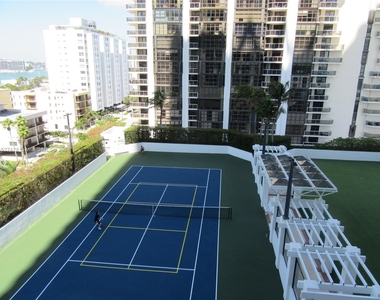 6365 Collins Ave - Photo Thumbnail 31