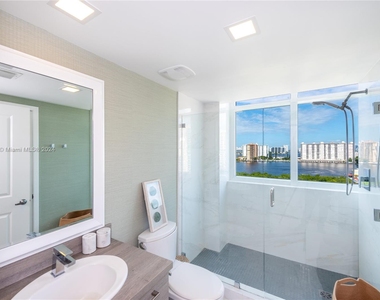 400 Sunny Isles Blvd - Photo Thumbnail 20