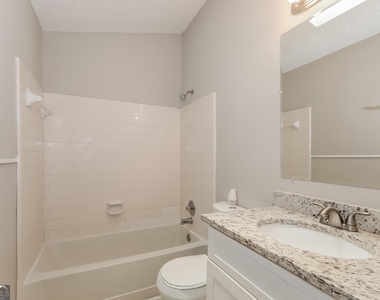 6208 Saint Charles Court - Photo Thumbnail 12