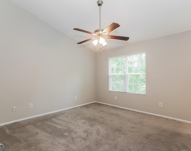 6208 Saint Charles Court - Photo Thumbnail 7