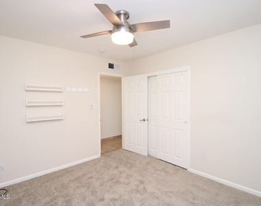 7814 E Cypress Street - Photo Thumbnail 7