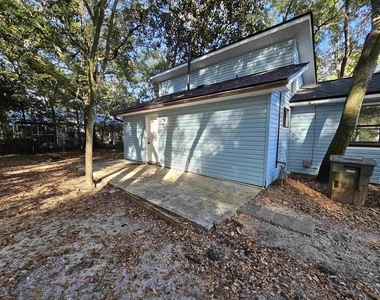 1304 N Bronough Street - Photo Thumbnail 14