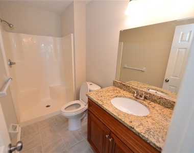 451 Wayman Lane - Photo Thumbnail 13