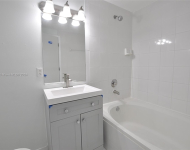 7804 Sw 102nd Ln - Photo Thumbnail 12