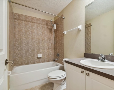 4503 Bay Spring Court - Photo Thumbnail 27