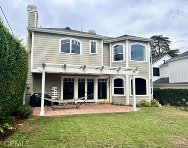 209 S Carmelina Avenue - Photo Thumbnail 41